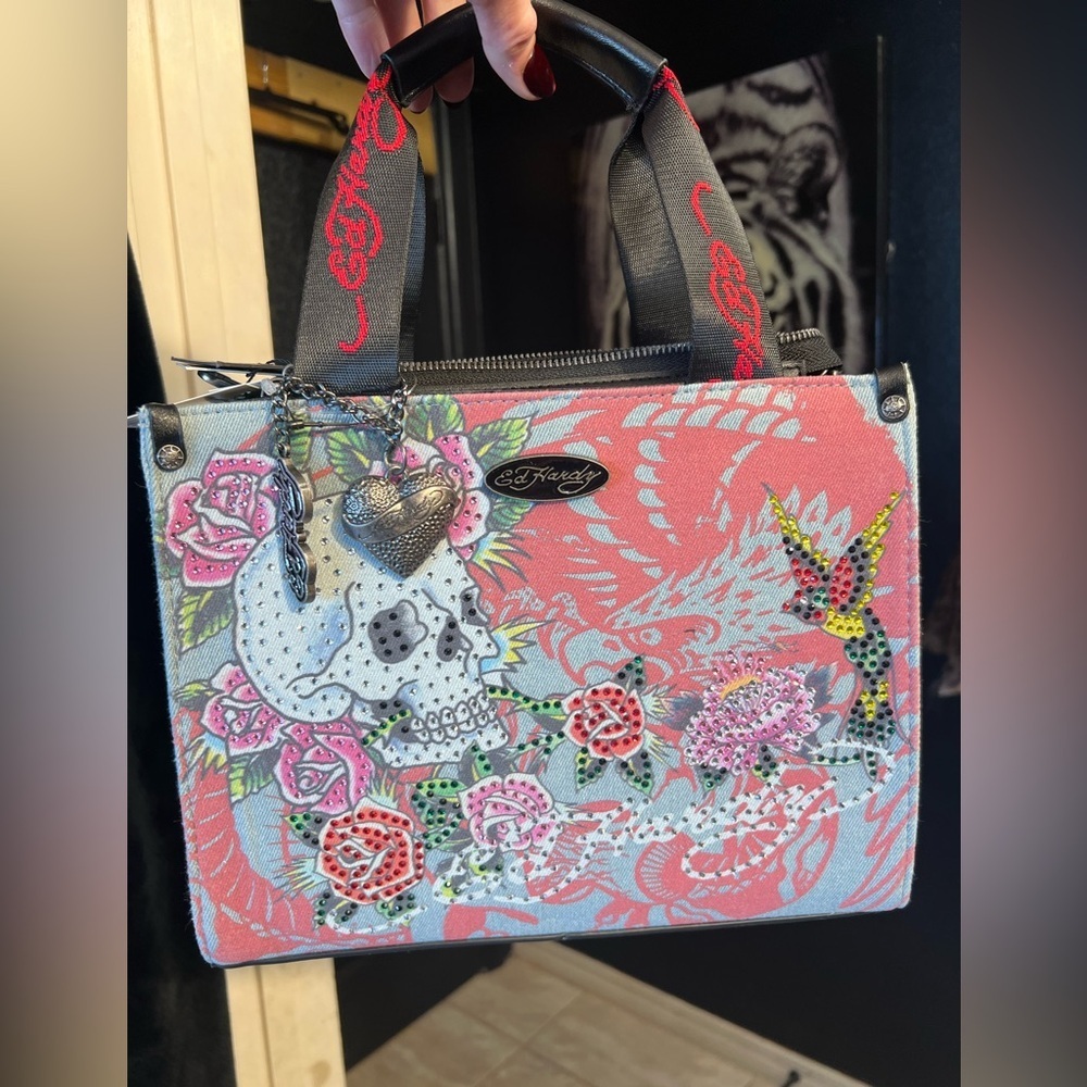 🌹☠️Ed Hardy Skull Rose Rhinestone Denim Tote🌹☠️-NWT - Picture 12 of 17
